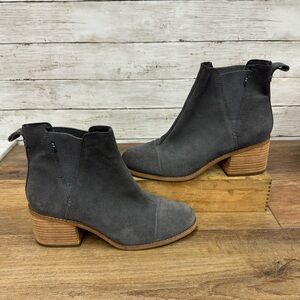 TOMS Esme Chelsea Ankle Boot Women's 9 Gray Suede Pull-On Stacked Heel Western
